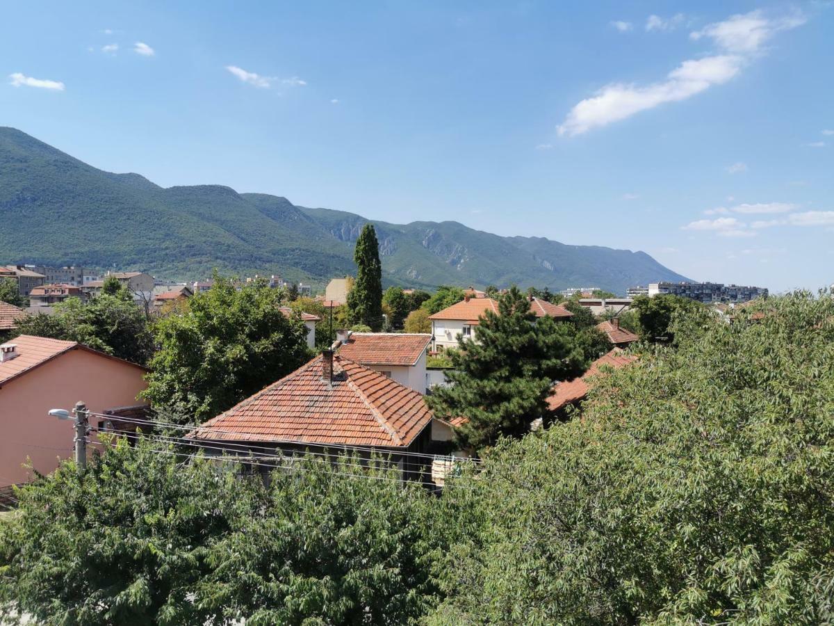 Mountain View Apartment Vratsa Esterno foto